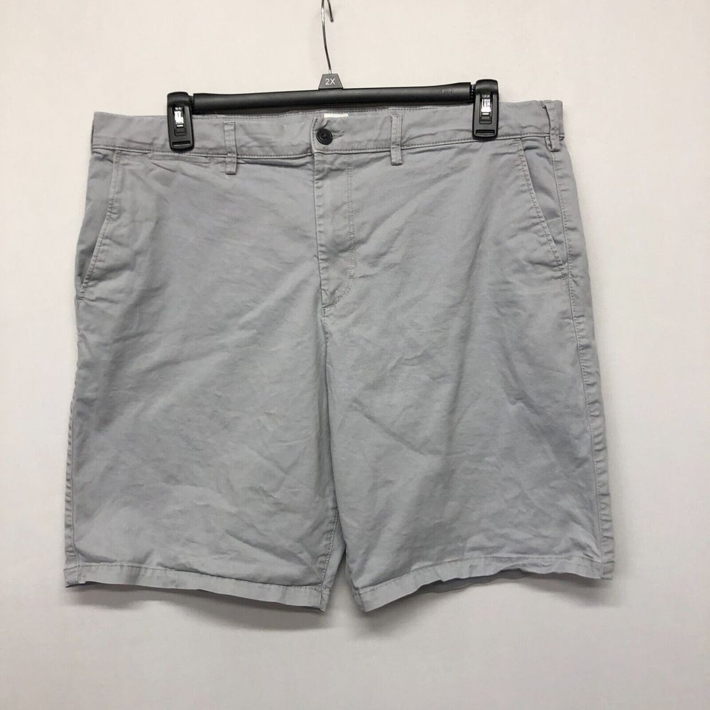 GAP Men Essential Khaki 10" Chino Shorts Size 38 Gray B243 -9